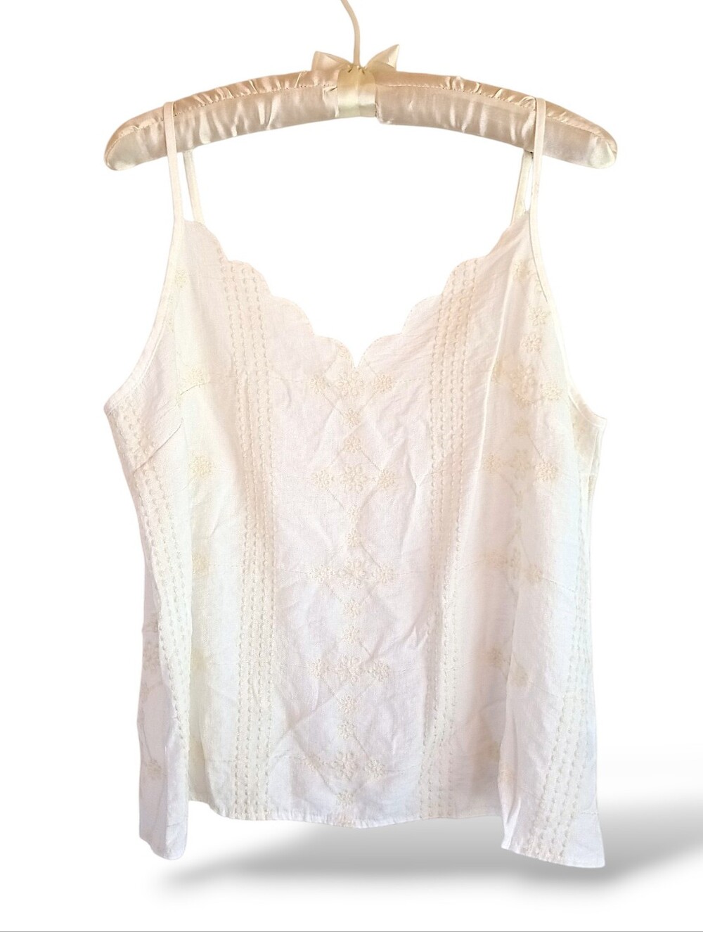 White Raw Scalloped Neckline Camisole Top Classic Embroidered Boho Women's Tank
